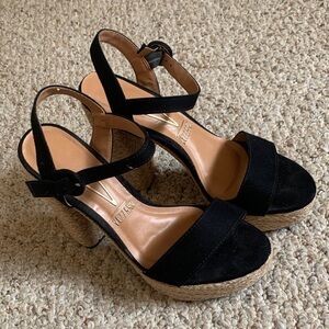 Vizzano Black Espadrille Heels Size 7